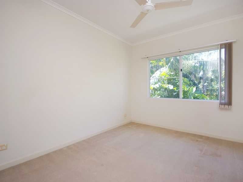 67/1 Mcgregor Street, Mooroobool QLD 4870