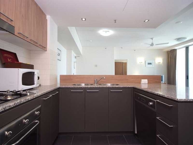 907/99 Esplanade, Cairns City QLD 4870