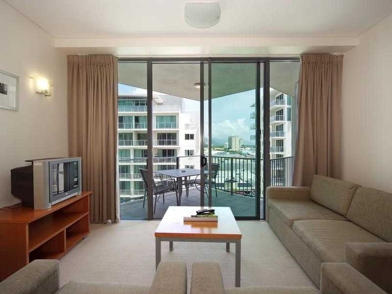907/99 Esplanade, Cairns City QLD 4870