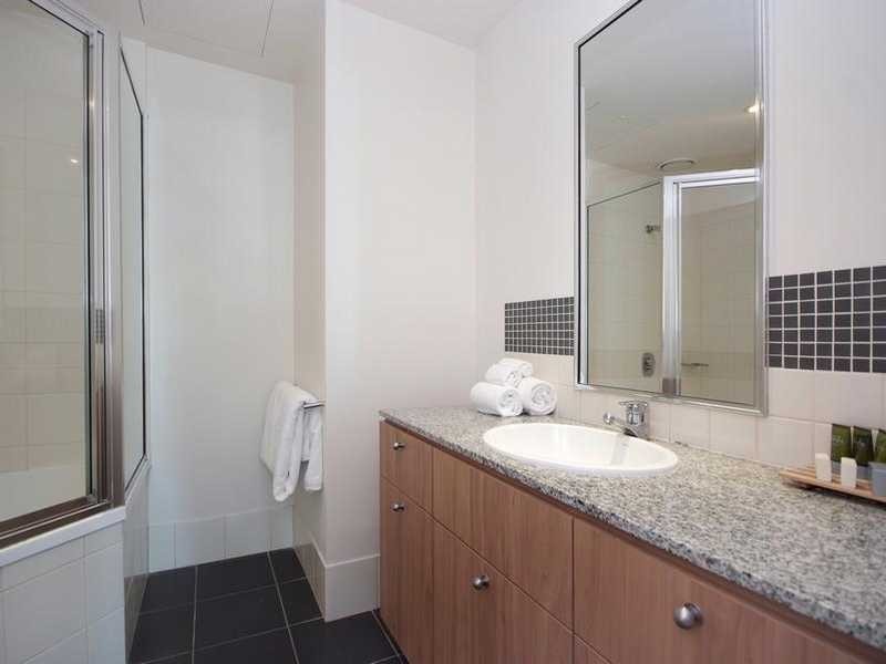907/99 Esplanade, Cairns City QLD 4870