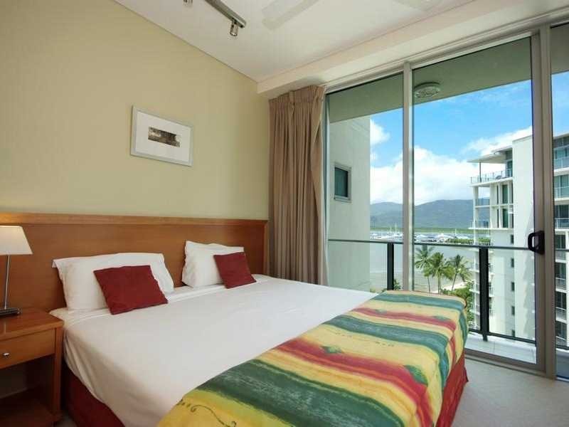 907/99 Esplanade, Cairns City QLD 4870