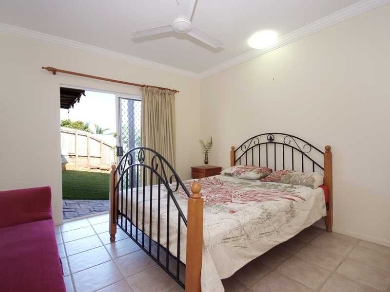 24-26 Terminalia Street, Redlynch QLD 4870