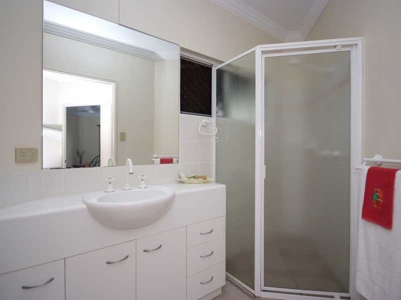 24-26 Terminalia Street, Redlynch QLD 4870