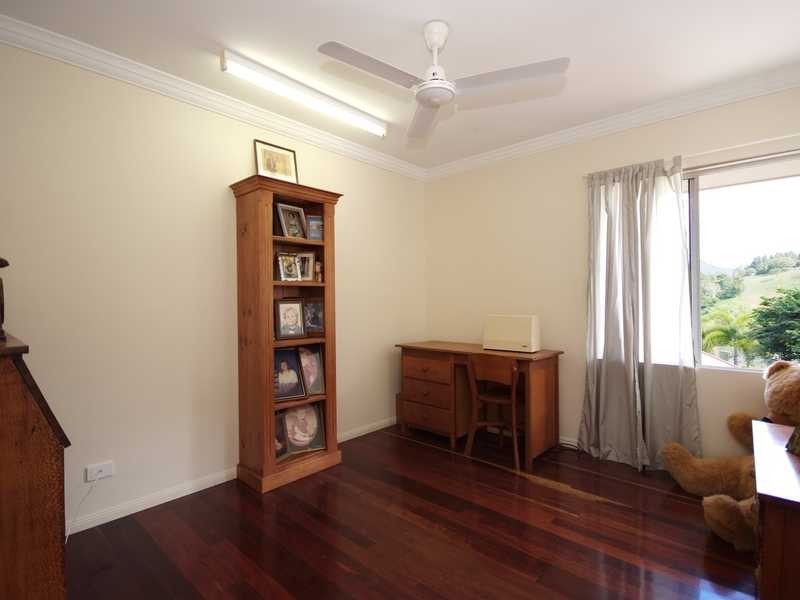 24-26 Terminalia Street, Redlynch QLD 4870