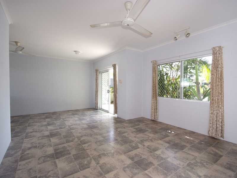 2 & 4/28 Tiffany Street, White Rock QLD 4868