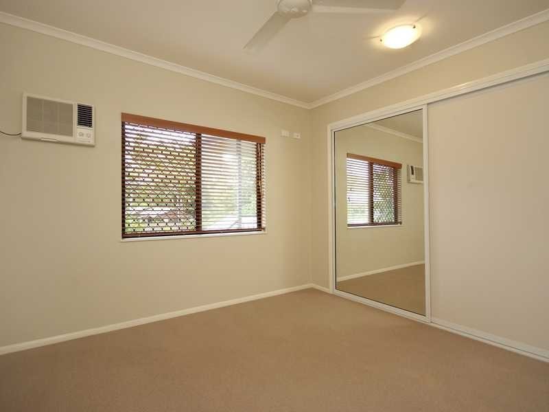 5/8 MacIlwraith Street, Manoora QLD 4870