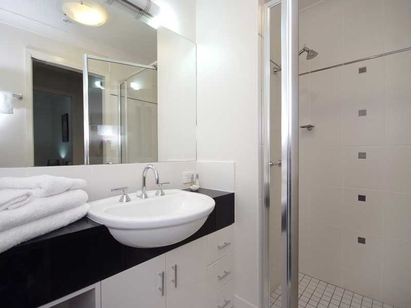 803/25-27 Wharf Street, Cairns City QLD 4870