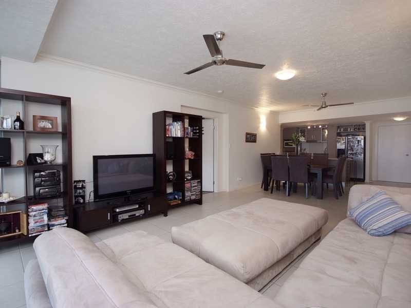 303/23 Mcleod Street, Cairns City QLD 4870