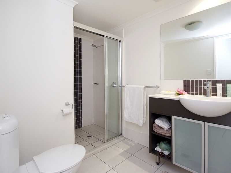 303/23 Mcleod Street, Cairns City QLD 4870