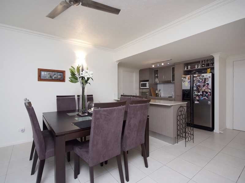 303/23 Mcleod Street, Cairns City QLD 4870