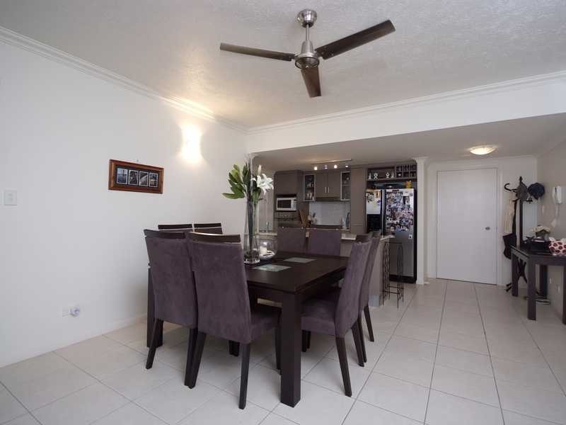 303/23 Mcleod Street, Cairns City QLD 4870