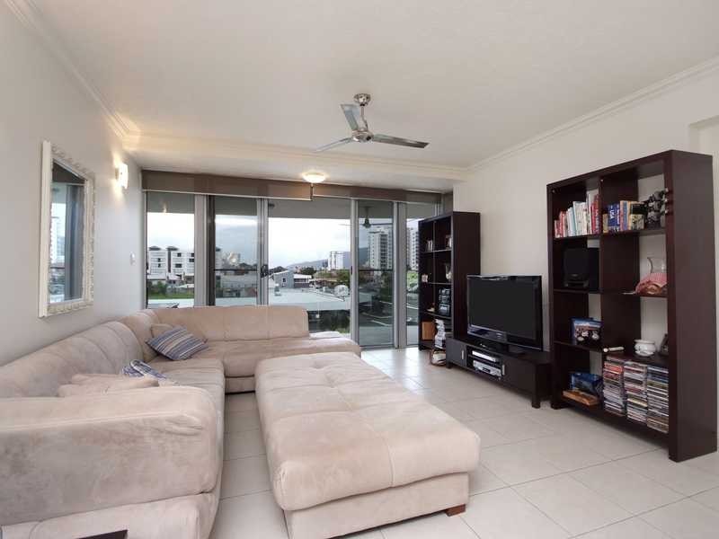 303/23 Mcleod Street, Cairns City QLD 4870