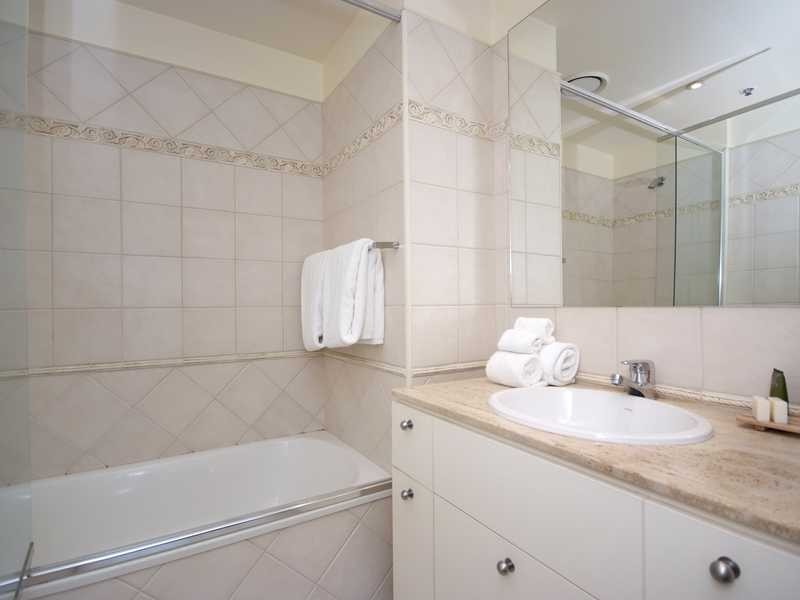 1206/99 Esplanade, Cairns City QLD 4870