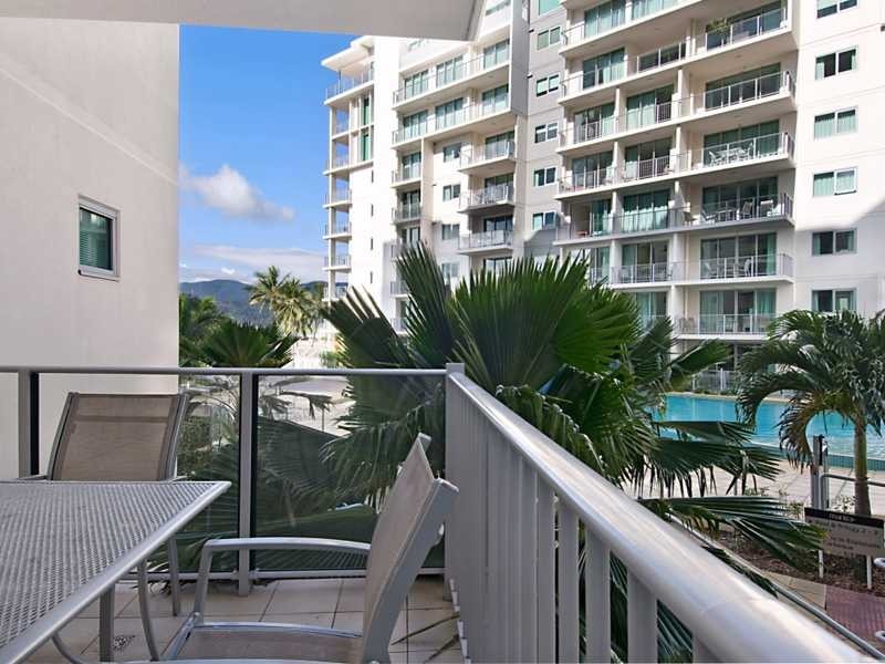 99 Esplanade, Cairns QLD 4870