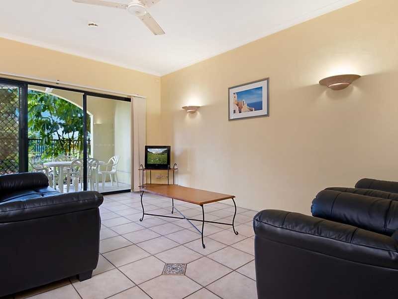 2/163 Buchan Street, Bungalow QLD 4870