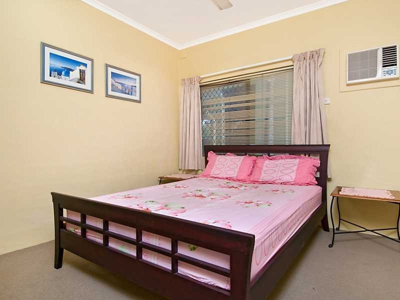 2/163 Buchan Street, Bungalow QLD 4870