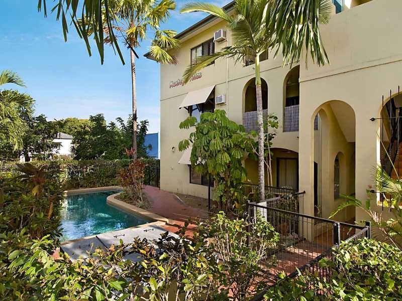 2/163 Buchan Street, Bungalow QLD 4870