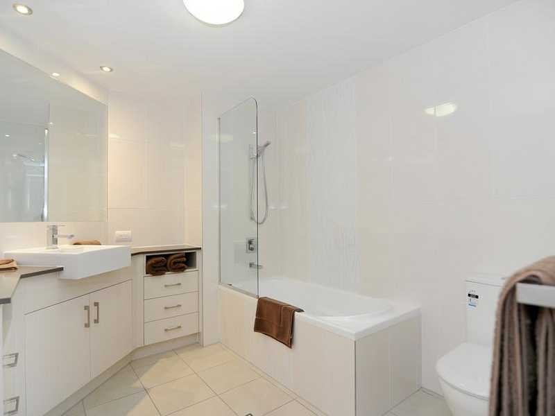 109/114-118 Abbott Street, Cairns City QLD 4870