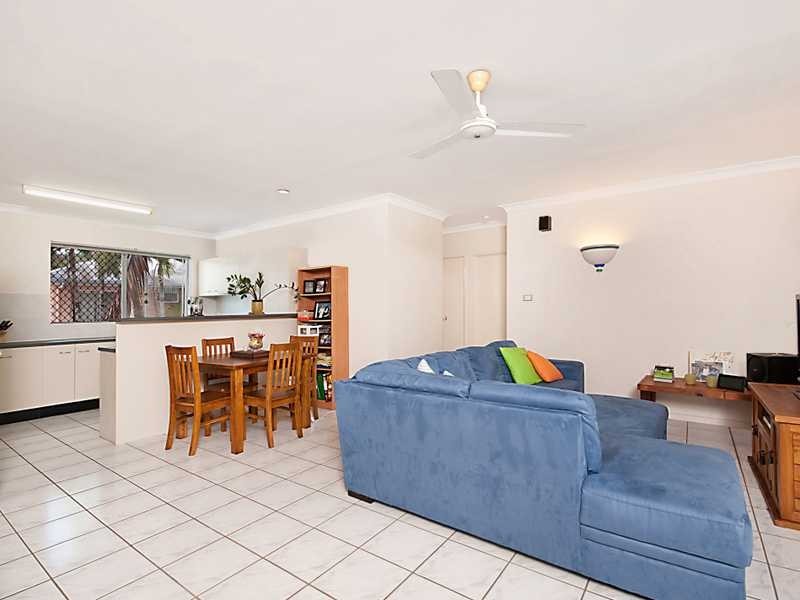 4/16 Springfield Crescent, Manoora QLD 4870
