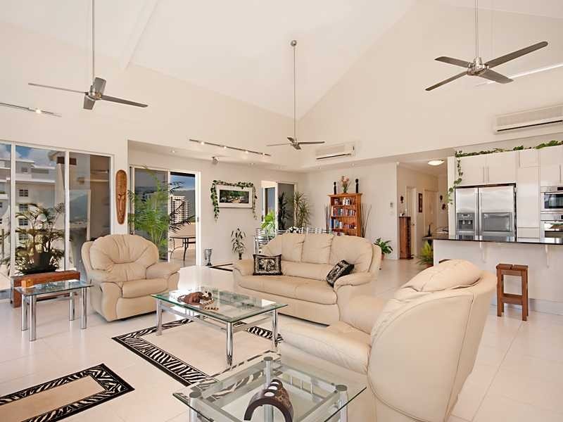 23/79 Spence Street, Cairns City QLD 4870