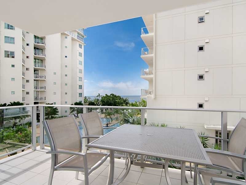 30502/99 Esplanade, Cairns City QLD 4870