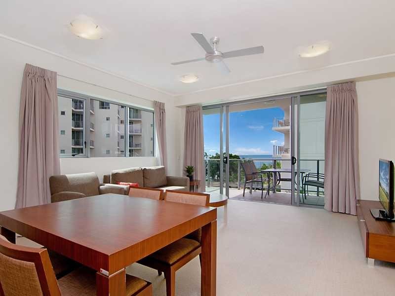 30502/99 Esplanade, Cairns City QLD 4870