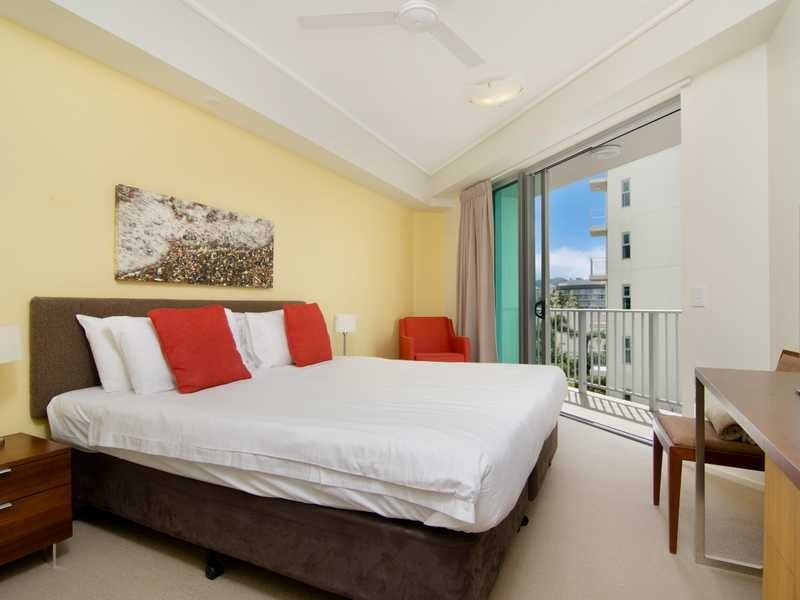 30502/99 Esplanade, Cairns City QLD 4870