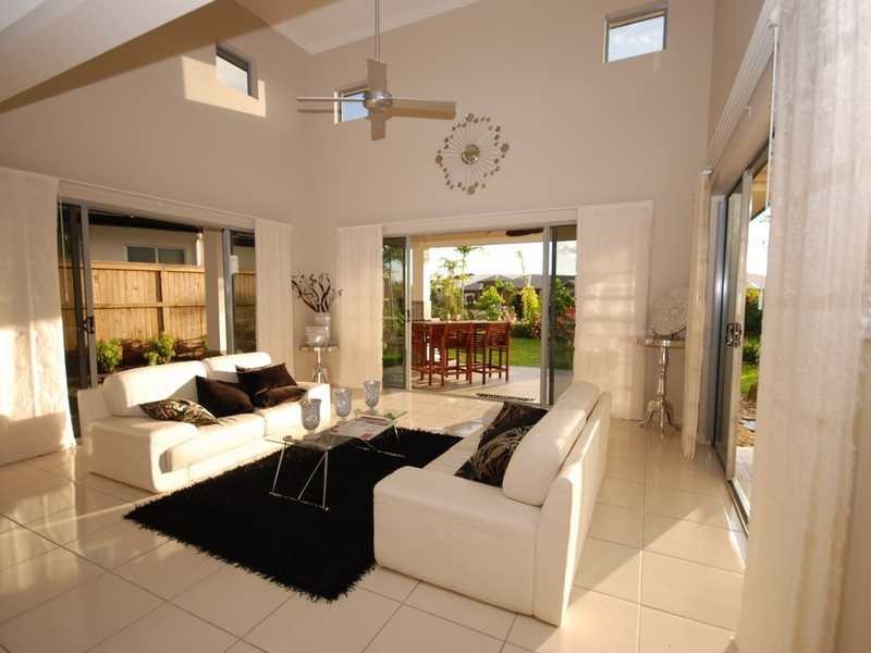 2 Rossmann Road, Smithfield QLD 4878
