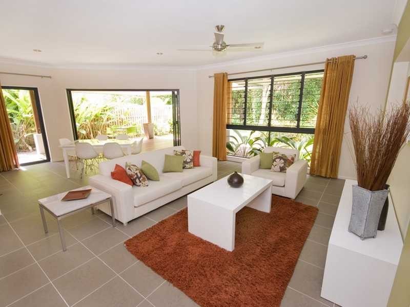 3 Muller Street, Palm Cove QLD 4879