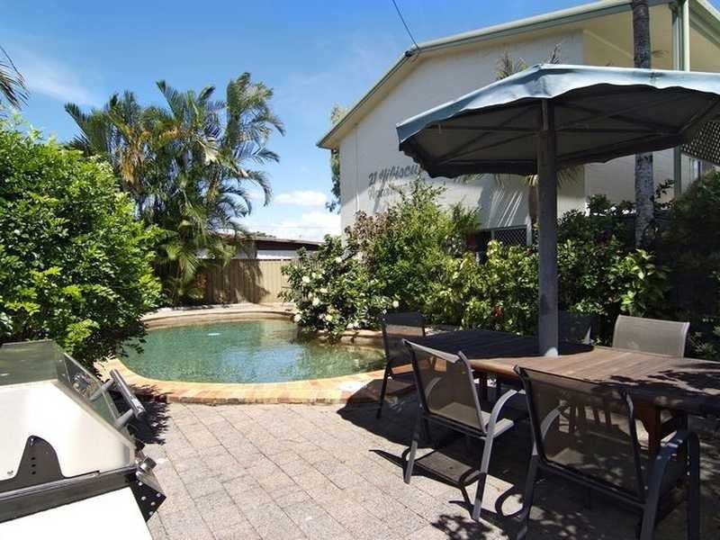 2/21 Creedy Street, Westcourt QLD 4870