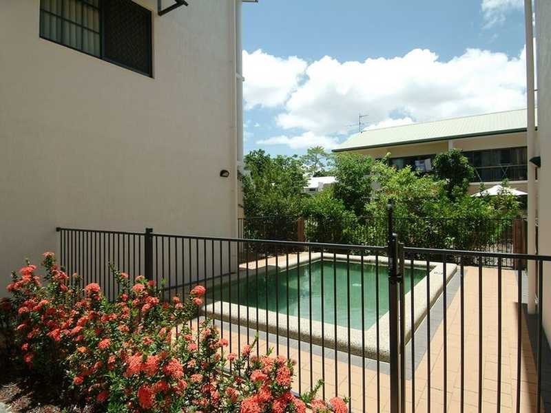 1/193 Kamerunga Road, Freshwater QLD 4870