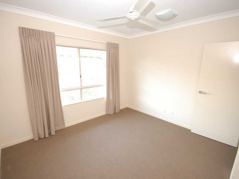 744/12 Gregory Street, Cairns QLD 4870