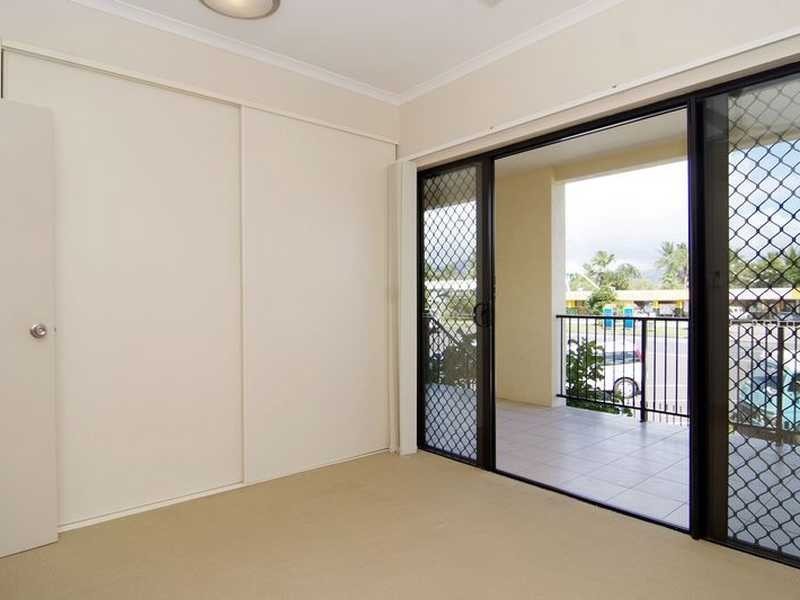 4/6 James Street, Cairns North QLD 4870