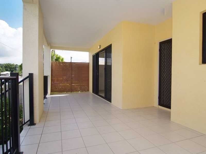 4/6 James Street, Cairns North QLD 4870