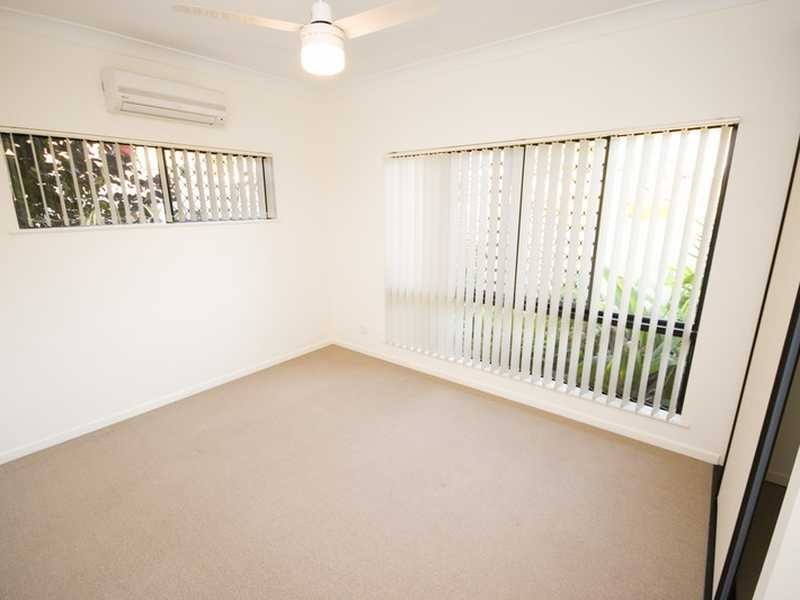 16 Derrick Street, Redlynch QLD 4870