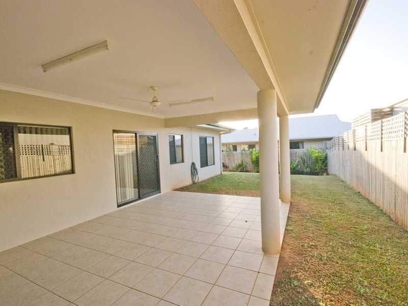 16 Derrick Street, Redlynch QLD 4870