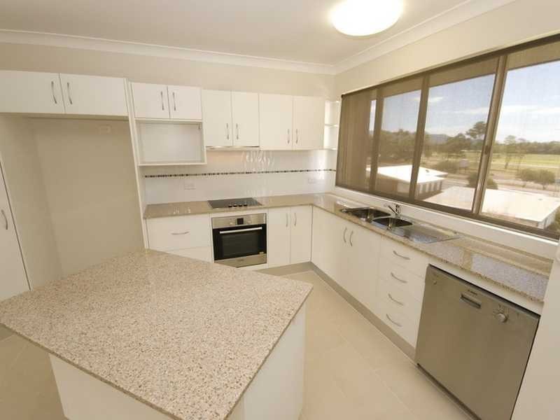 7 Brown Street, Woree QLD 4868