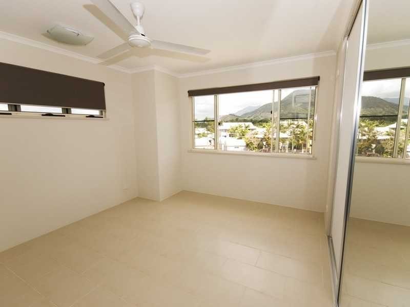 7 Brown Street, Woree QLD 4868