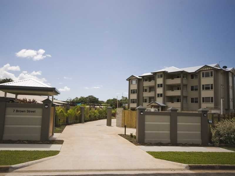 7 Brown Street, Woree QLD 4868