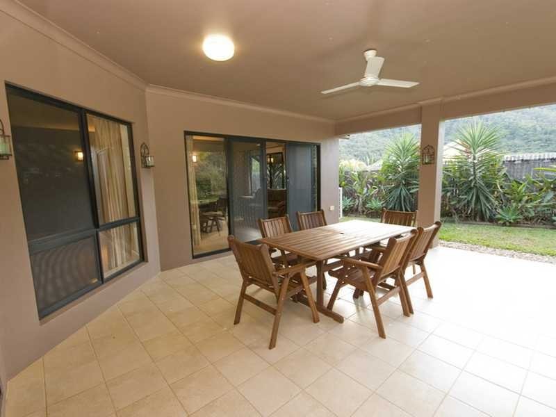 25 William Hickey Street, Redlynch QLD 4870