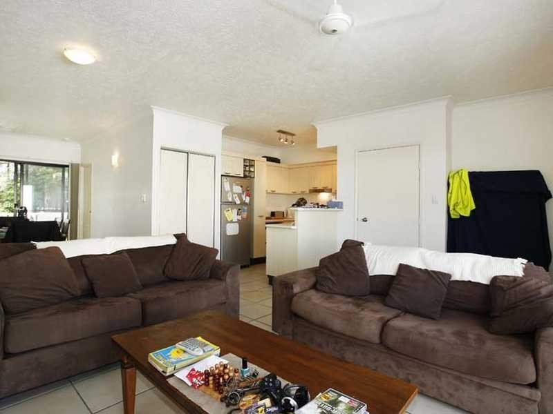 27/44 Pease Street, Cairns QLD 4870