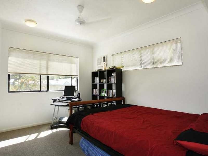 27/44 Pease Street, Cairns QLD 4870