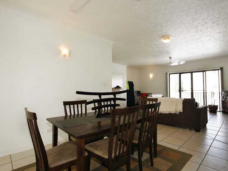27/44 Pease Street, Cairns QLD 4870