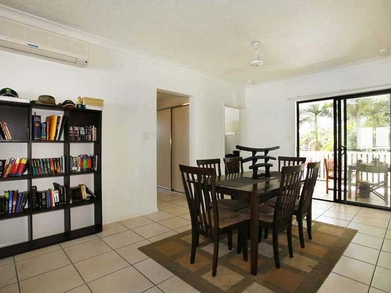 27/44 Pease Street, Cairns QLD 4870