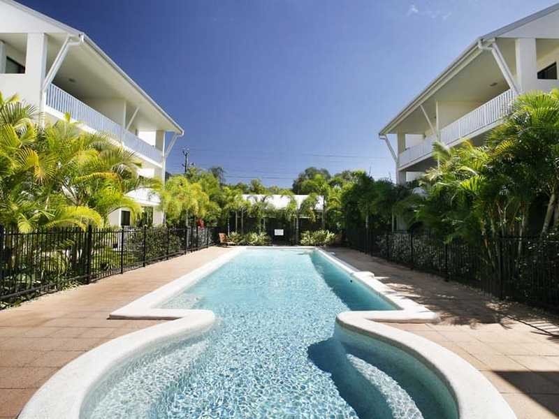27/44 Pease Street, Cairns QLD 4870