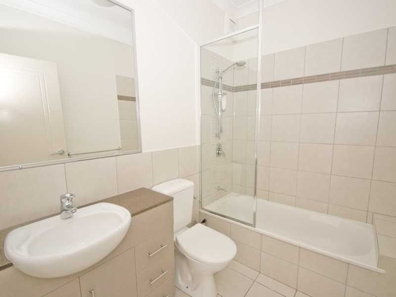 8/378 Mcleod Street, Cairns QLD 4870