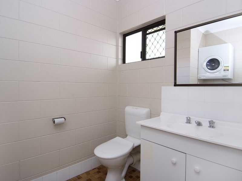 1/222 Fearnley Street, Parramatta Park QLD 4870