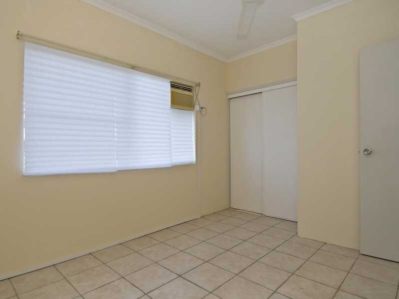 10/11 Brown Street, Woree QLD 4868