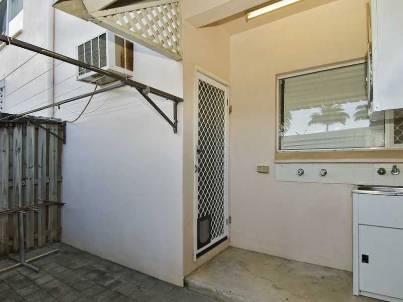 10/11 Brown Street, Woree QLD 4868