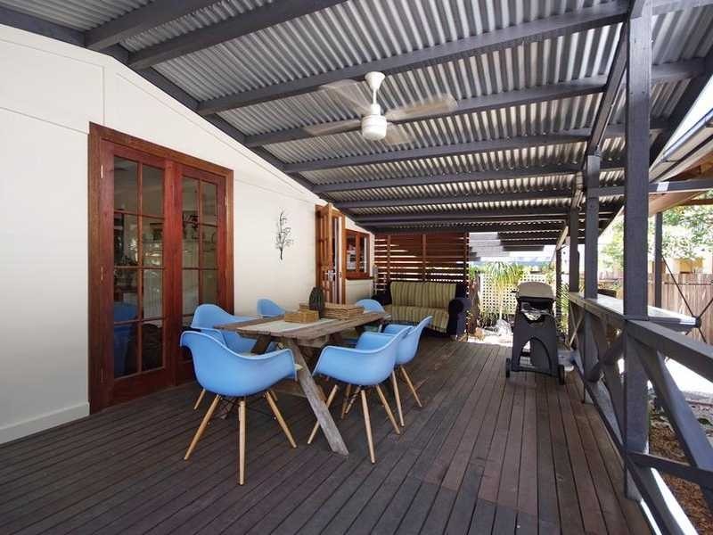 35 Law Street, Cairns North QLD 4870